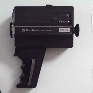 Vintage Bell & Howell Super 8 Autoload Camera 670/XL with Case -Inoperable